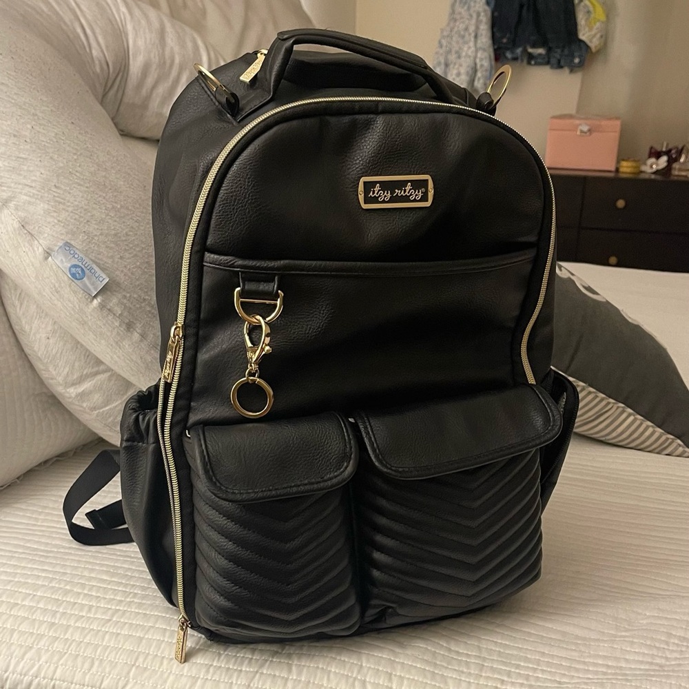 Itzy ritzy boss diaper bag